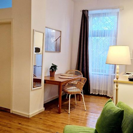 Stylish & Cosy Apartment In Berlin, Wifi Bagian luar foto