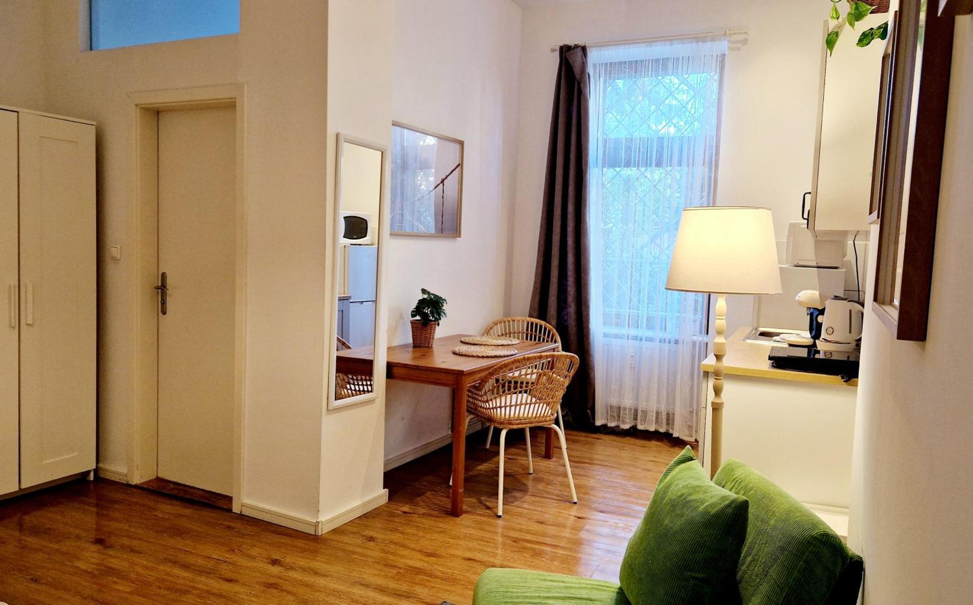 Stylish & Cosy Apartment In Berlin, Wifi Bagian luar foto
