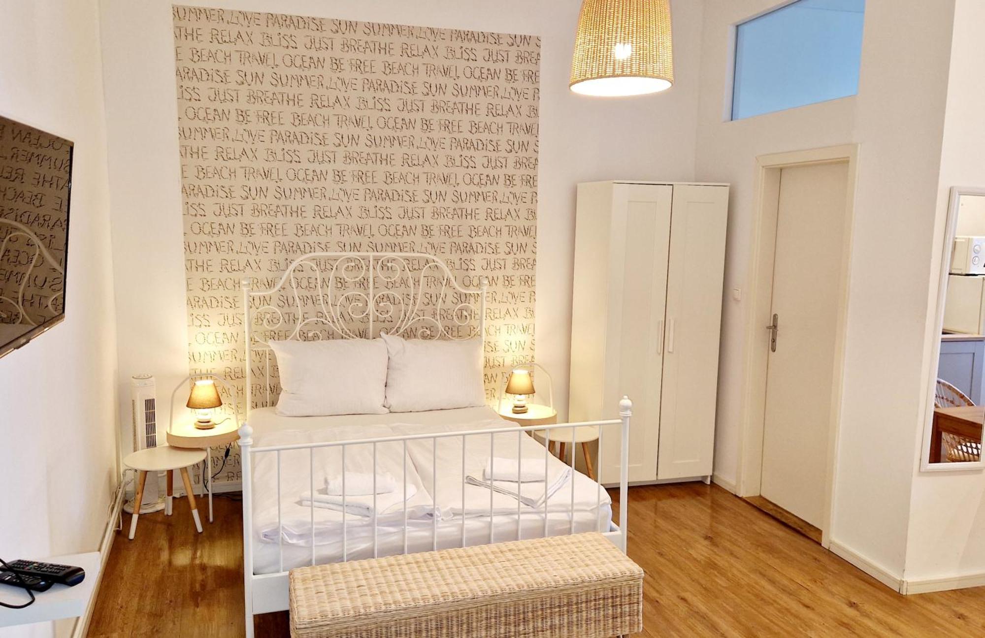 Stylish & Cosy Apartment In Berlin, Wifi Bagian luar foto