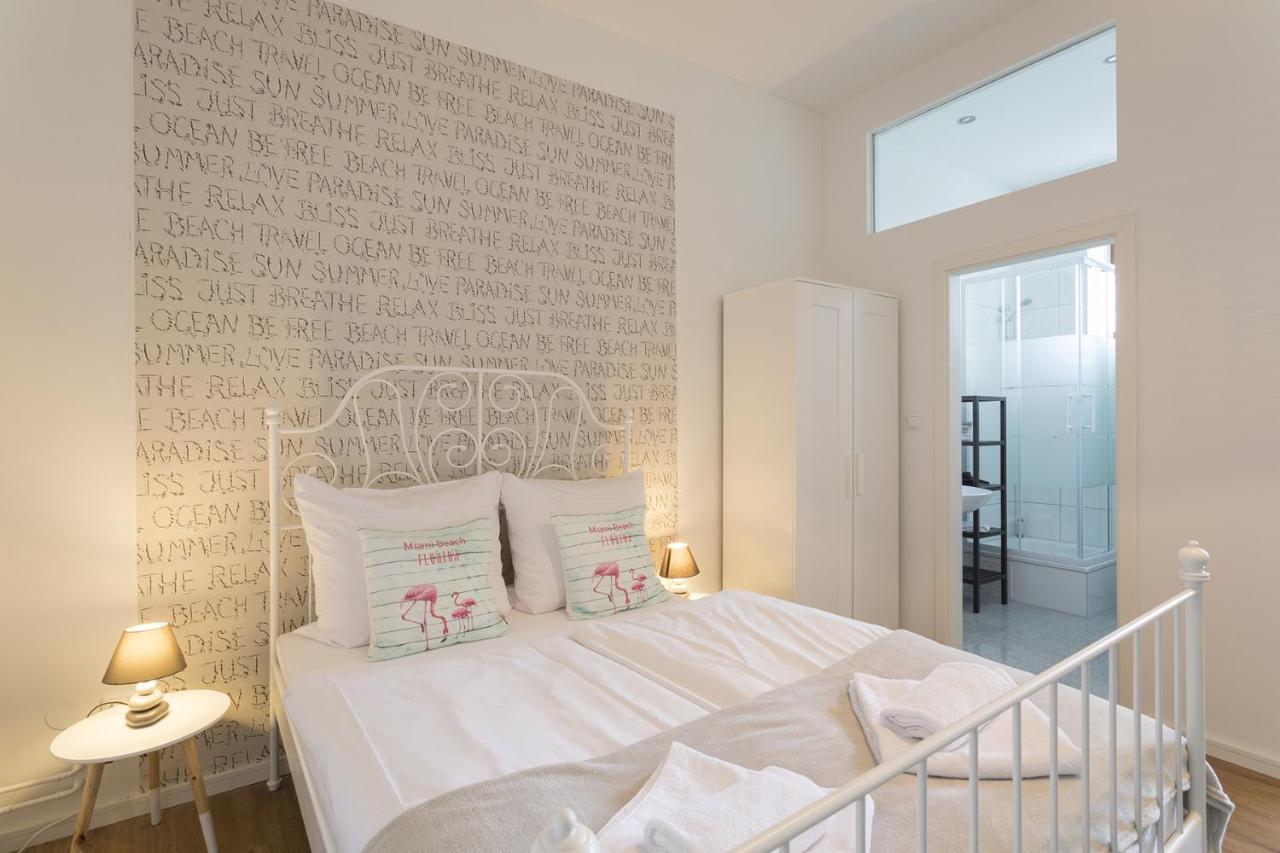 Stylish & Cosy Apartment In Berlin, Wifi Bagian luar foto